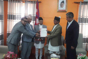 मुख्यमन्त्रीमा एमालेका अधिकारीको दाबी पेस