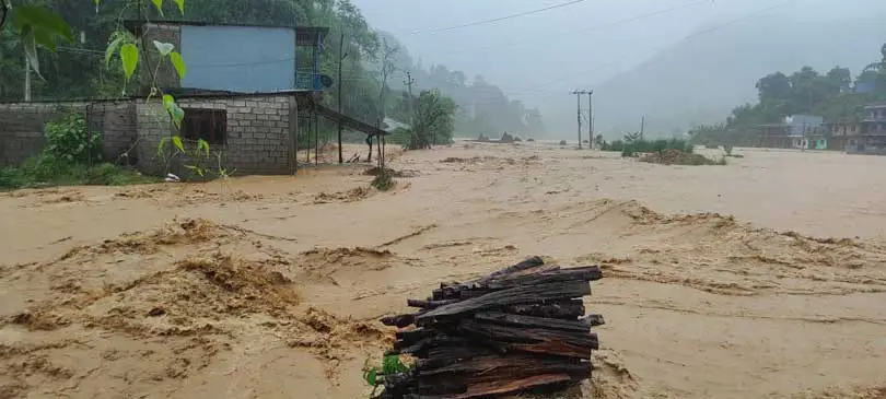 भोटेकोशी बाढी: १ हजार ३५४ जनाको शव फेला