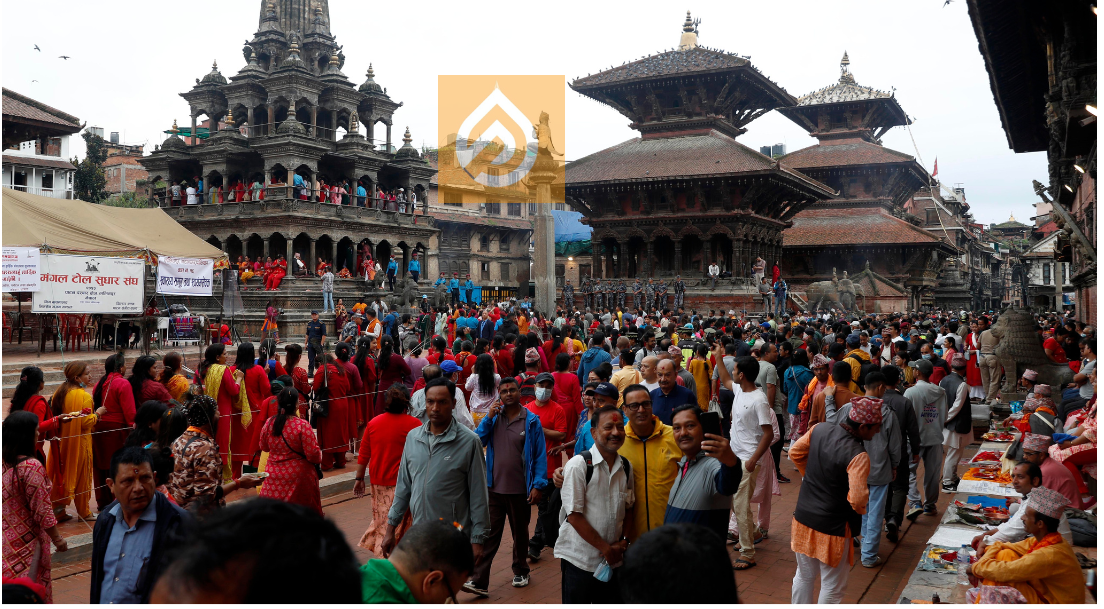 कृष्णजन्माष्टमी पाटन कृष्ण मन्दिरमा श्रद्धालुहरूको भीड