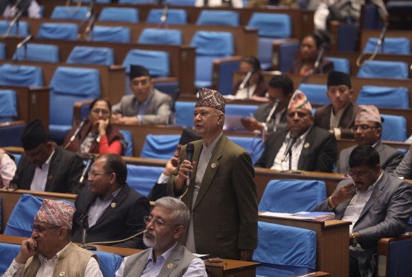 अहिलेको संविधानले राजतन्त्र चिन्दैनः सांसद पन्त