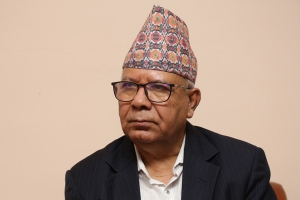 माधव कुमार नेपालको उम्मेदवारीविरुद्ध उजुरी दर्ता