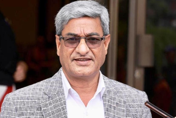 पूर्वगृहमन्त्री रमेश लेखक जाँचबुझ आयोगमा बयान दिन जाँदै