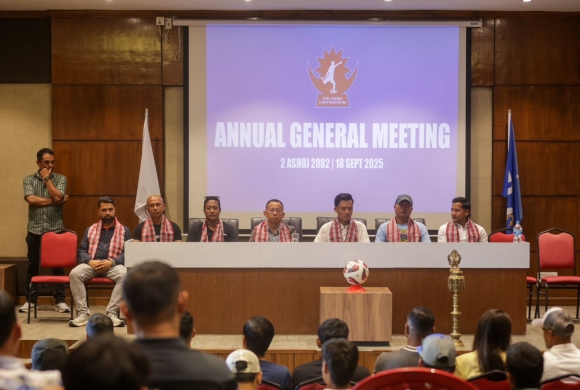 नेपाल फुटबल खेलाडी संघको साधारण सभाद्वारा संघको विधान पास
