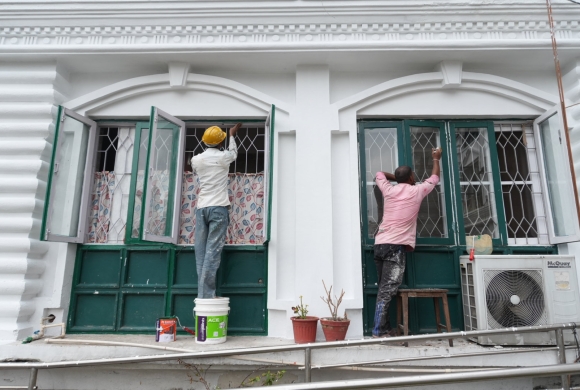 सिंहदरबारमा सरसफाई र रंगरोगन कार्य सुरु (तस्बिर)