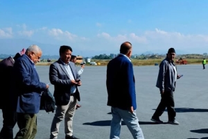 सिमरा विमानस्थल ‘तनावग्रस्त’, उडान रद्दपछि एमाले नेताहरू विमानस्थलमै अलमल