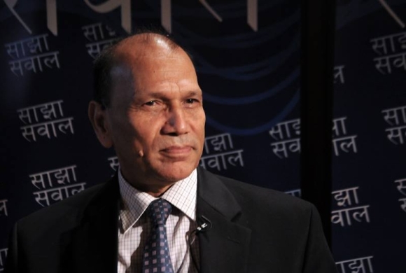 नेपाली सेनाका पूर्व रथी बालानन्द शर्मालाई परराष्ट्र मन्त्री बनाउने सरकारको तयारी