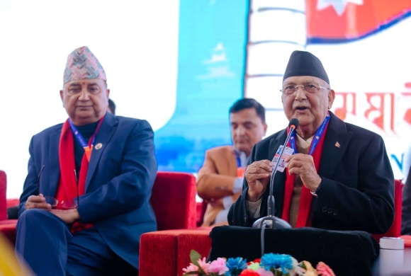 एमाले ११औँ महाधिवेशनः नेतृत्व चयनका लागि आज मतदान, अध्यक्षमा ओली-पोखरेलबीच प्रतिस्पर्धा हुँदै
