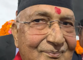 अध्यक्षमा विजयी बनेपछि मुस्कुराउँदै महाधिवेशनस्थल पुगे केपी ओली