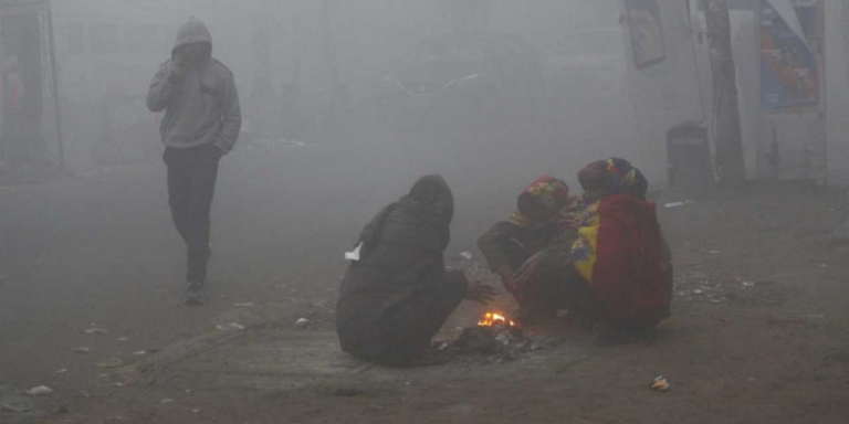 शीतलहरका कारण तराईको जनजीवन कष्टकर