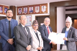 मेटलाइफद्वारा पुनःनिर्माण कोषमा २५ लाख रुपैयाँ आर्थिक सहयोग