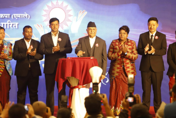 एमालेको चुनावी घोषणा पत्र सार्वजनिक, ‘समृद्ध नेपाल, सुखी नेपाली’ मुख्य एजेण्डा