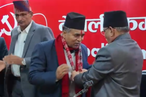 किर्तिपुरका पूर्वमेयर सहित एमाले नेताहरू नेकपामा प्रवेश