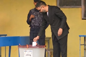 मतदान गरेर झापा उडेका बालेन शाह किन काठमाडौं नै फर्किए? यस्तो छ कारण