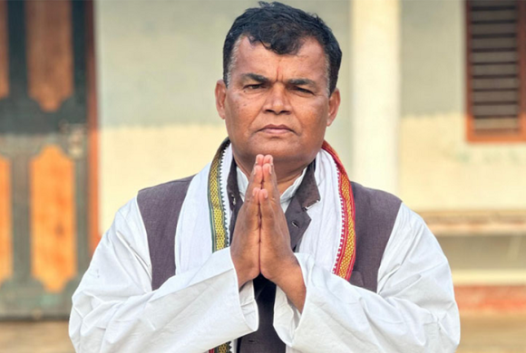 सिरहा-३ का जसपा उम्मेदवार अशेश्वर यादव नगदसहित पक्राउ