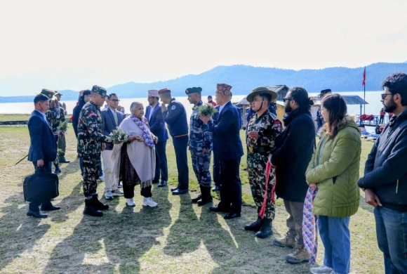 प्रधानमन्त्री सुशीला कार्की कर्णाली भ्रमणमा, निर्वाचन सफल बनाउने सबै पक्षलाई दिइन् धन्यवाद !
