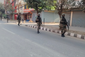 मतदानको दिन काठमाडौँका सडक खाली, सुरक्षा ब्यवस्था कडा (फोटोफिचर)