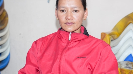 फेन्सिङ खेलाडी अनिताले सगरमाथा आरोहण गर्ने