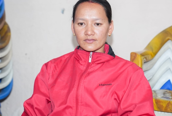फेन्सिङ खेलाडी अनिताले सगरमाथा आरोहण गर्ने