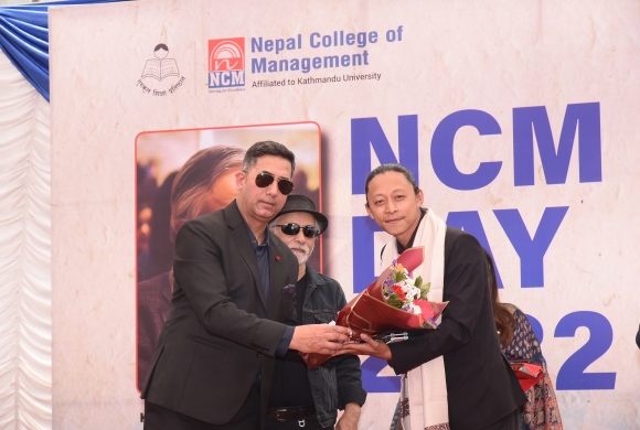 सिक्किमका सिमयोन ‘गामबेसीका कवि क्षेत्रप्रताप अधिकारी युवा साहित्य पुरस्कार- २०८२’ द्वारा पुरष्कृत