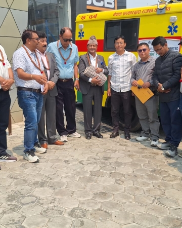 गुँरास हाइड्रोपावरद्वारा दुर्गम सिलीचोङका लागि एम्बुलेन्स सहयोग