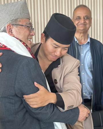 एमाले संसदीय दलको नेतामा रामबहादुर थापा (बादल) निर्विरोध निर्वाचित