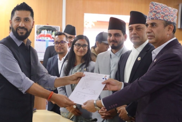 रास्वपाका डीपी अर्यालले गराए सभामुख पदमा मनोनयन दर्ता