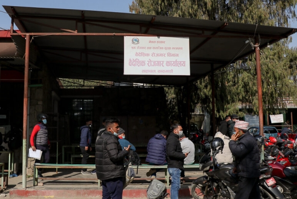 रोजगारीका लागि बिदेश पठाइदिने भन्दै ठगी गर्ने ब्यक्ति पक्राउ
