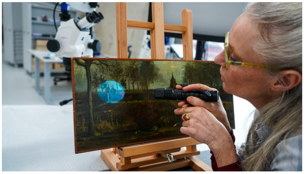 रगत लत्पत्तिएको सिरानीमा भेटिएको भ्यान गगको पेन्टिङ, पुन:स्थापनापछि प्रदर्शनीमा