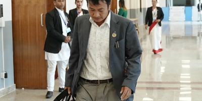 प्रधानमन्त्री अनुपस्थित भएपछि हर्क साम्पाङद्वारा संसद् बैठक बहिष्कार