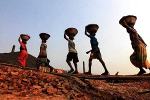 न्यूनतम पारिश्रमिक नपाएको श्रमिकको गुनासो, नौ महिनामा ४५० उजुरी दर्ता