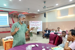 पत्रकारलाई लाइसेन्स दिने बहसले चन्द्रनिगाहपुरमा तरंग, प्रेस स्वतन्त्रता र व्यावसायिकतामाथि गहन छलफल