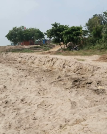 बागमती नदी किनारमा गिट्टी-बालुवा उत्खनन भएको भन्दै स्थानीयद्वारा चिन्ता व्यक्त