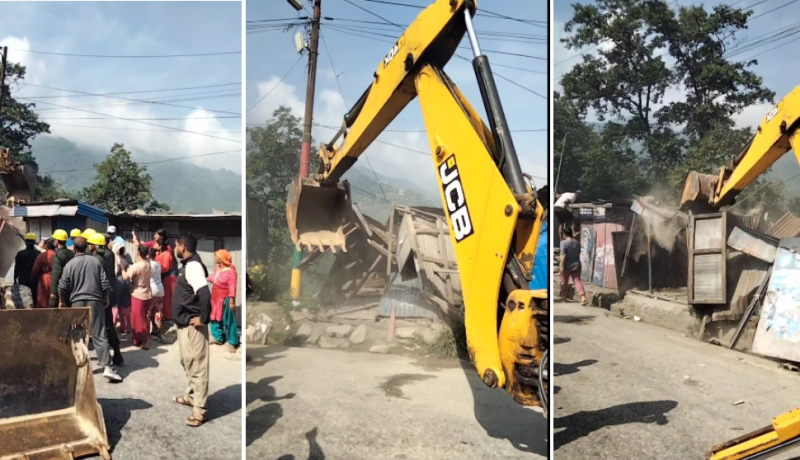 सडक अतिक्रमणविरुद्ध चन्दागिरी नगरपालिकाको डोजर अभियानः सडक छेउका दर्जनौं टहरा भत्काइए