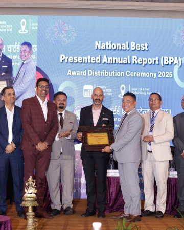 नेपाल लाइफ ‘नेशनल बेस्ट प्रिजेन्टेड एनुअल रिपोर्ट अवार्ड-२०२५’बाट सम्मानित, वित्तीय पारदर्शितामा नयाँ कीर्तिमान