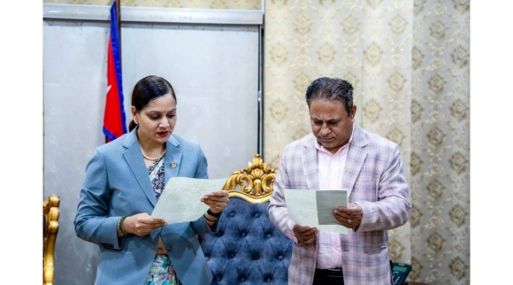 डा. सुवास प्याकुरेल स्वास्थ्य बीमा बोर्डको अध्यक्षमा नियुक्त