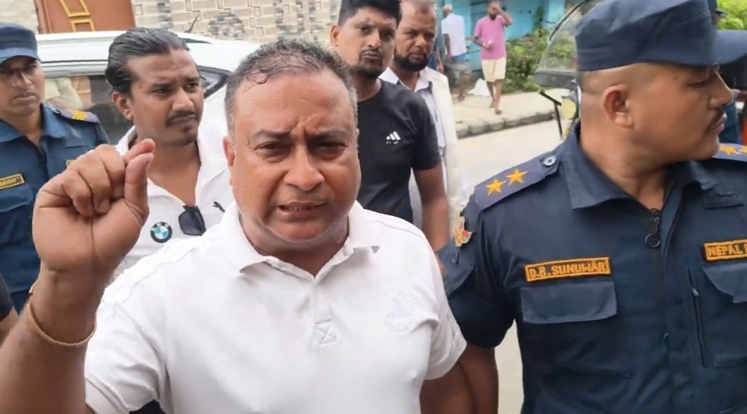 गुण्डा नाइके तथा कांग्रेस महामन्त्री घिमिरेको चुनावी ‘कमाण्डर’ अभिषेक गिरी ठगी मुद्धामा पक्राउ