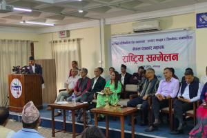 ‘सरकारी विज्ञापनको अर्बौँ रकम बिचौलियाले लिँदा पत्रकार महासंघ किन चुप?’: सञ्चारमन्त्री तिमिल्सिना