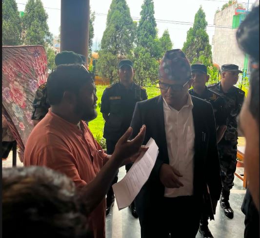 सुकुमबासीद्वारा सरकारसमक्ष १२ बुँदे मागपत्रः सिडिओ र अर्थमन्त्रीका सल्लाहकारद्वारा पहल गर्ने प्रतिबद्धता