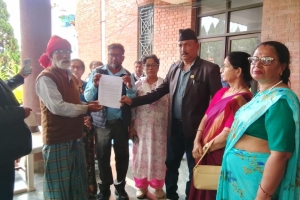 भक्तपुरको ‘बोडे होल्डिङ सेन्टर’मा संसदीय टोलीको अनुगमन, पीडितद्वारा १५ बुँदे ध्यानाकर्षण पत्र पेस