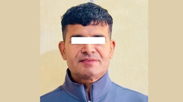 काठमाडौं महानगर वडा नं. ३० का लेखा अधिकृत घुस रकमसहित रंगेहात पक्राउ