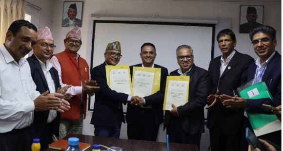 डिडिसीलाई दैनिक १५ हजार लिटर दूध उपलब्ध गराउने त्रिपक्षीय सम्झौता