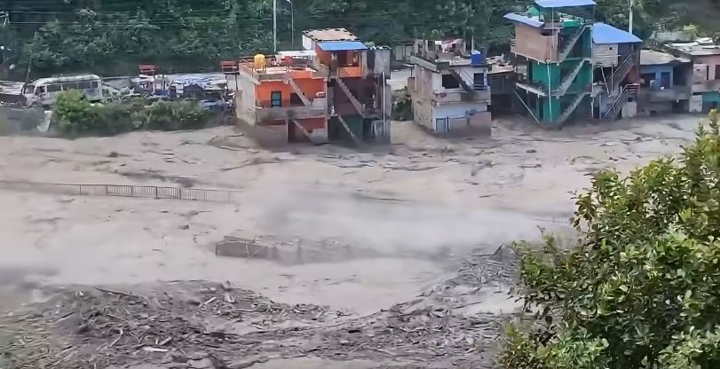 भत्किएका संरचनाभित्र फसेका व्यक्तिको उद्धार गर्न ‘सीएसएसआर’ टोली परिचालन