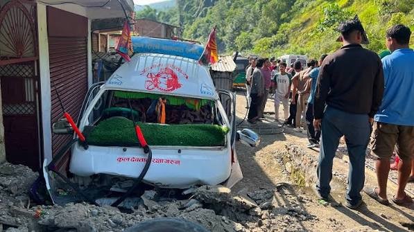 रुकुम पश्चिममा विद्युतीय गाडीको ठक्करबाट आमा-छोरीको मृत्यु