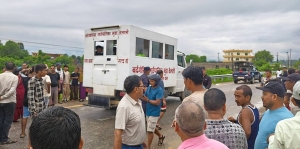कैलालीमा ट्रकको ठक्करबाट एमाले नेत्री सापकोटाको मृत्यु