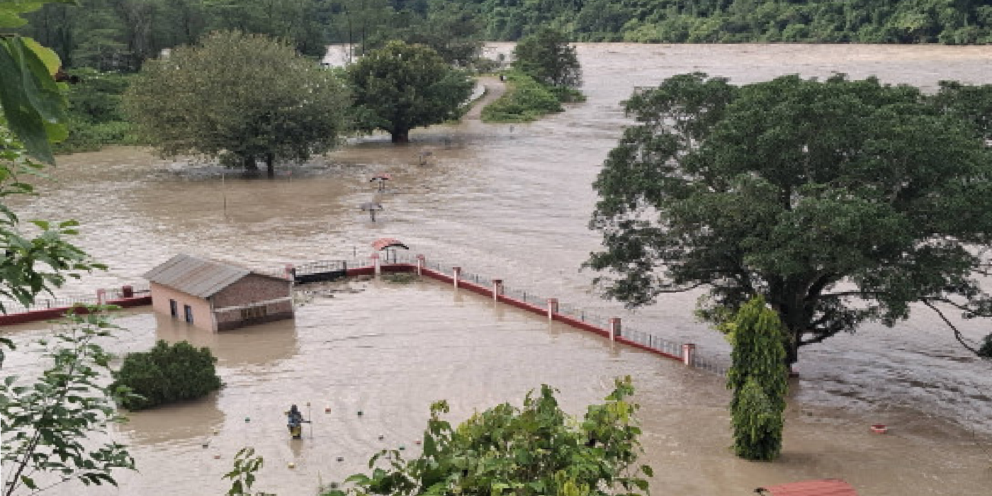 भारतको उत्तर प्रदेशमा बाढीको वितण्डाः ६२ जनाको मृत्यु, हजारभन्दा बढी घरमा क्षति