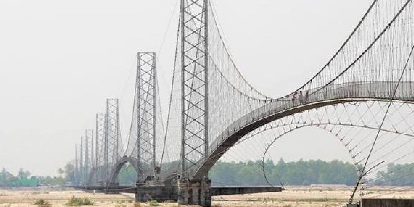 नट-बोल्ट फुत्किएपछि दोधारा-चाँदनी झोलुङ्गे पुलमा आवागमन बन्द
