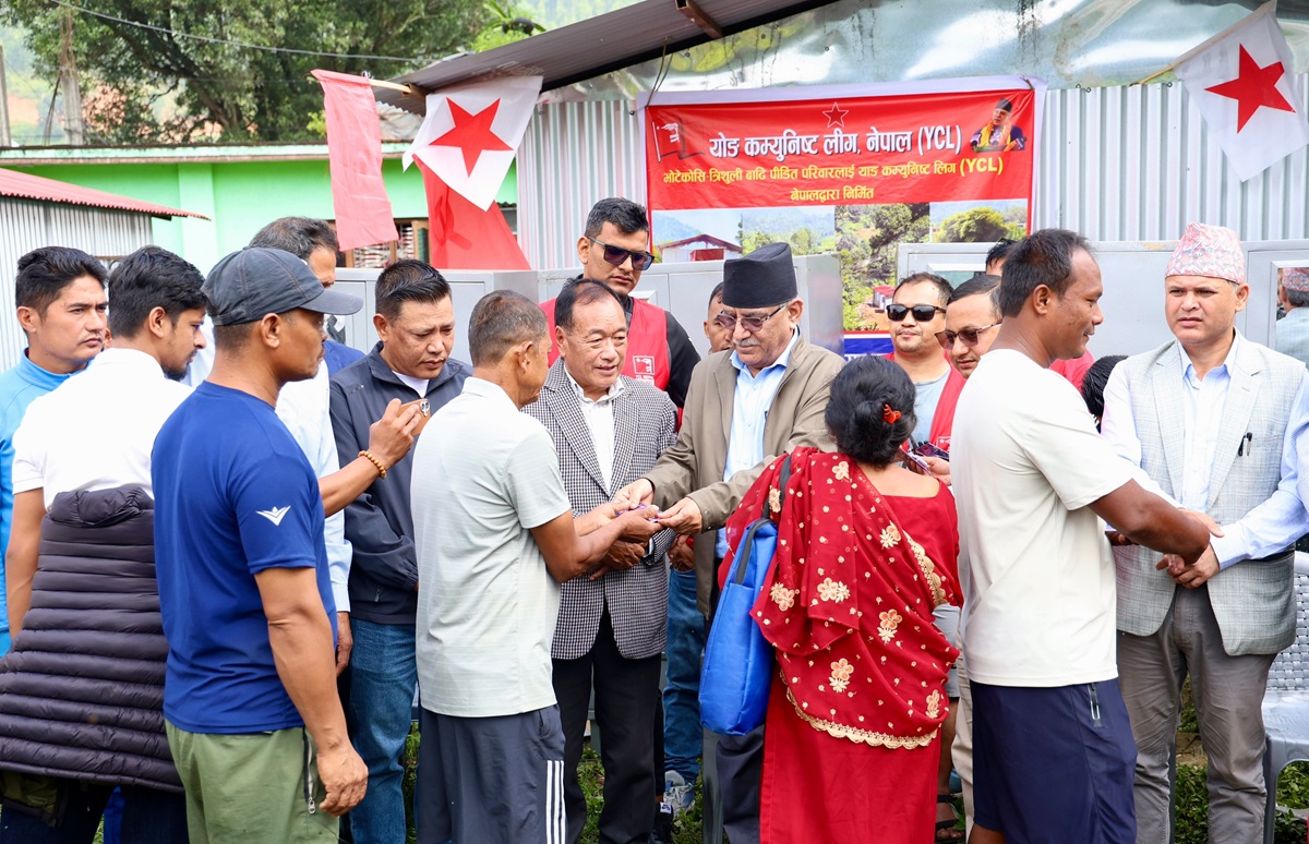नुवाकोटका बाढीपहिरो प्रभावित २१ परिवारलाई अस्थायी आवास हस्तान्तरण
